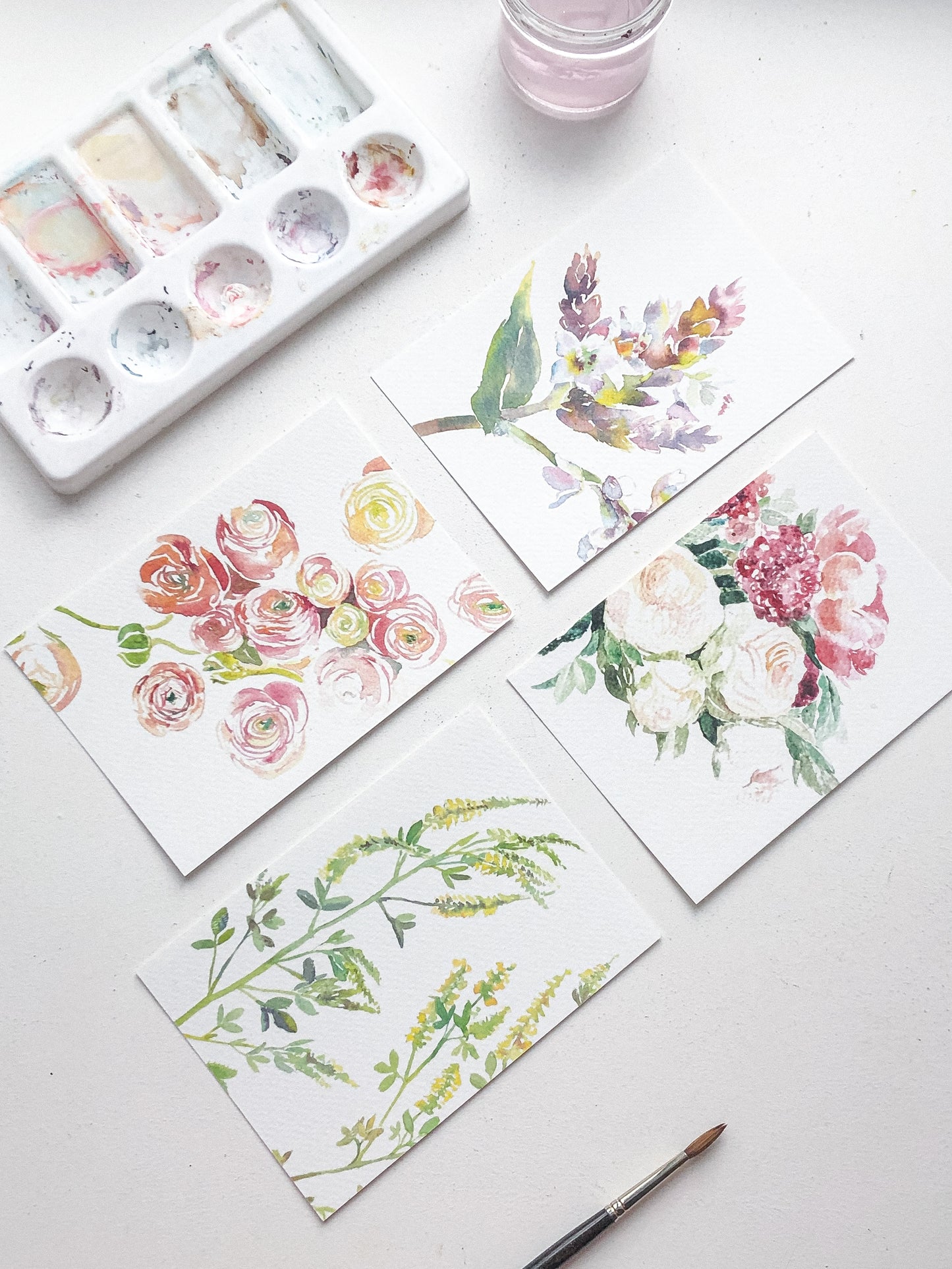 SET OF ONE-SIDED POSTCARDS